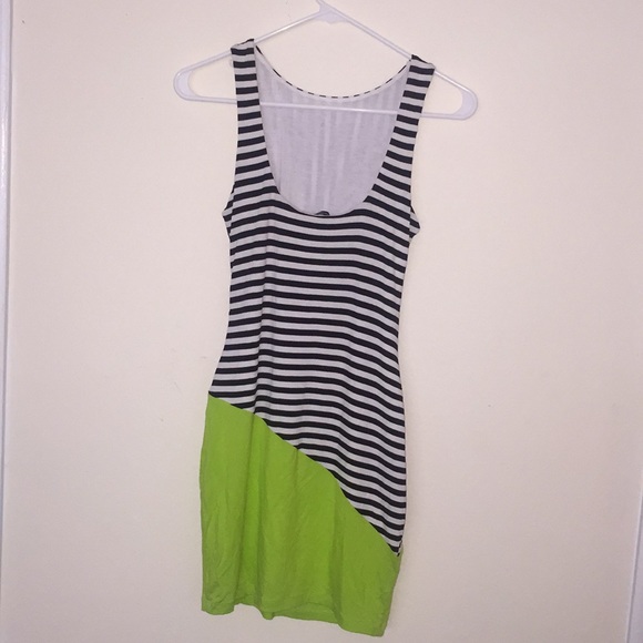 BEBE  DRESS - Picture 4 of 4